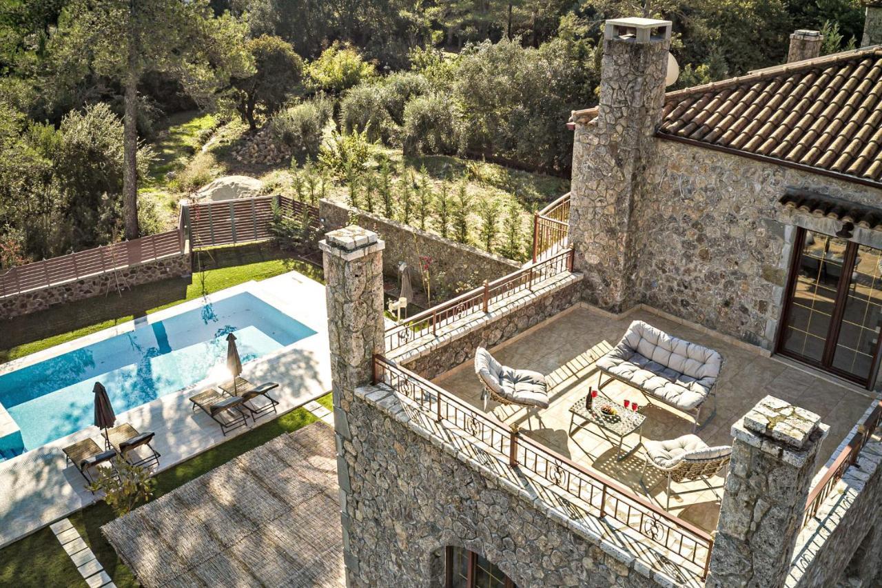 Filia Stone Villa Gouvia Eksteriør billede