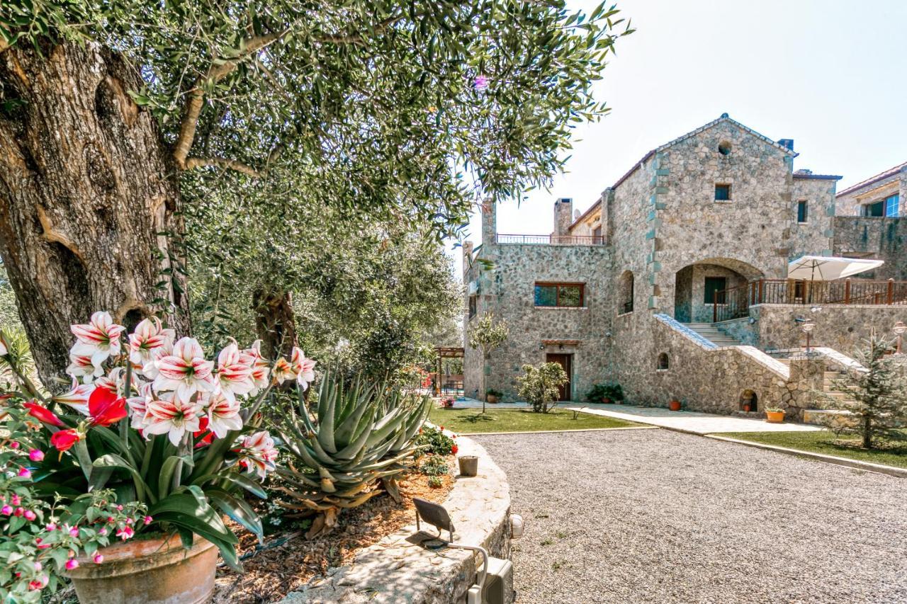 Filia Stone Villa Gouvia Eksteriør billede